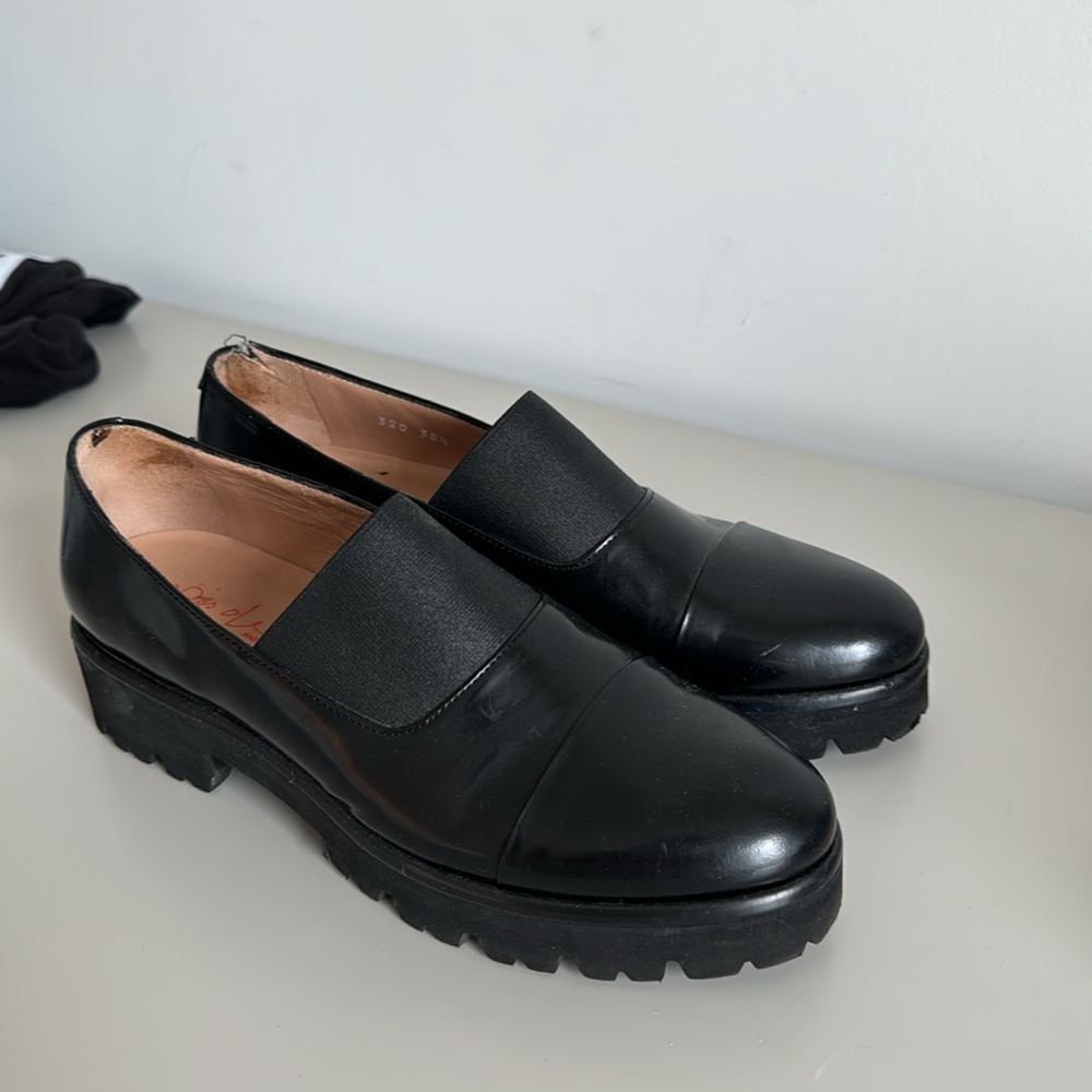 Pas de Rouge Black Leather Platform Slip-Ons